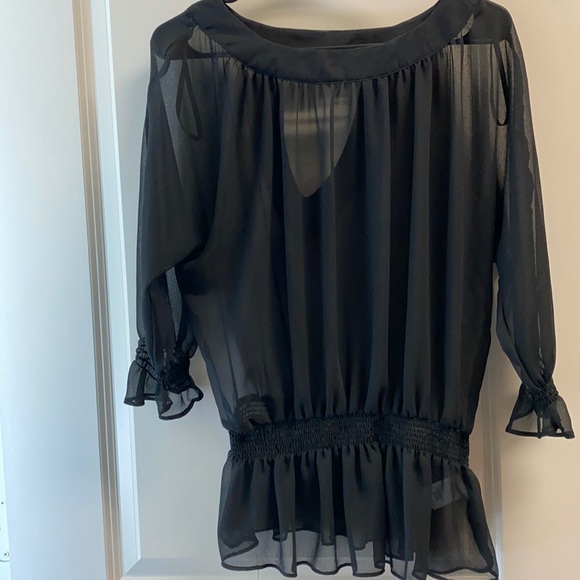 Black blouse size small - Picture 1 of 3